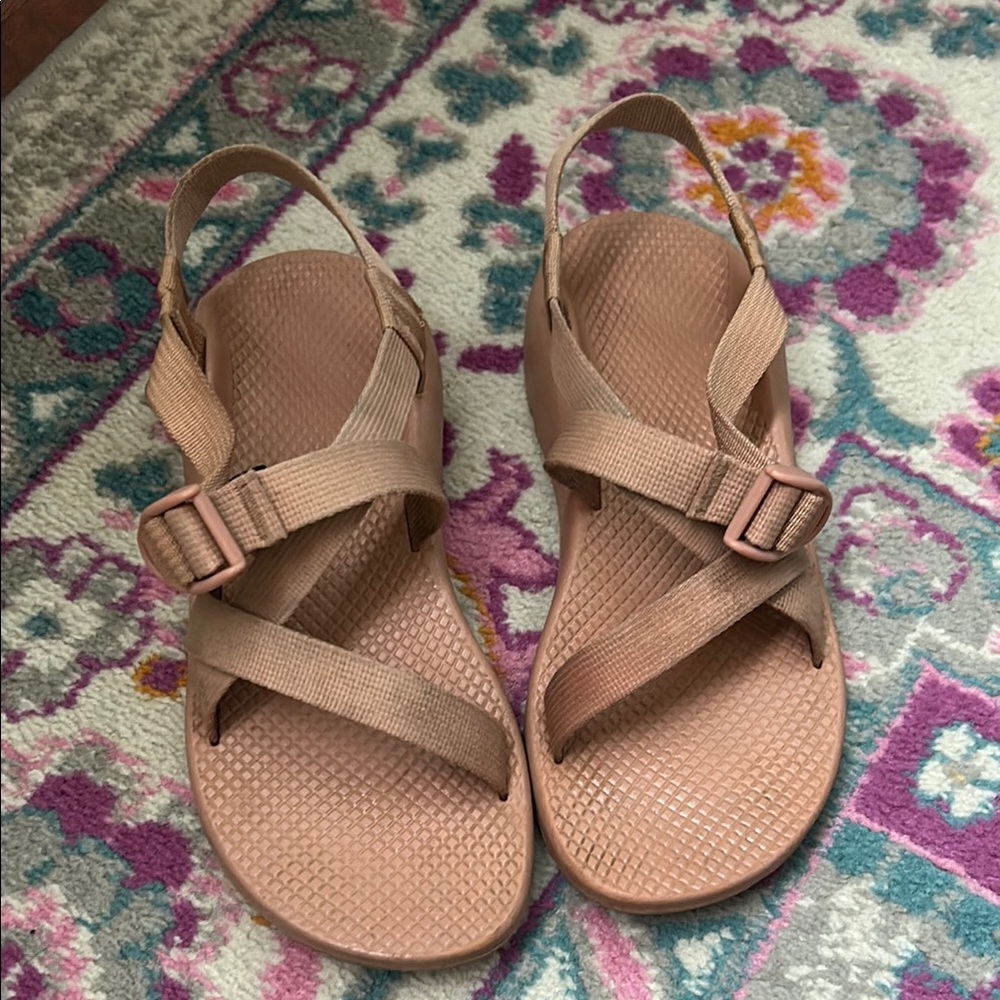 Women’s Z1 Chaco Monochrome Desert Rose Size 8